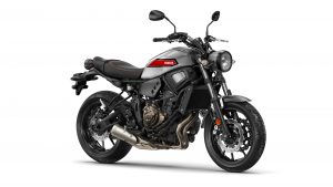 Yamaha XSR 700 garage metal