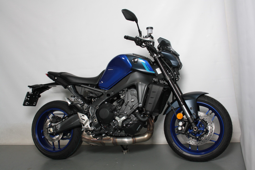 Tweedehands Yamaha MT-09 35kw | MotorCentrumWest