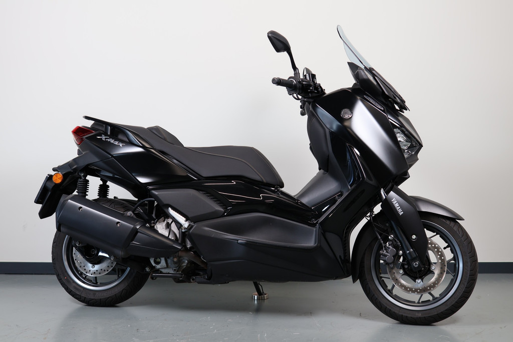 Yamaha XMAX 300 Tech MAX Occasion | MotorCentrumWest