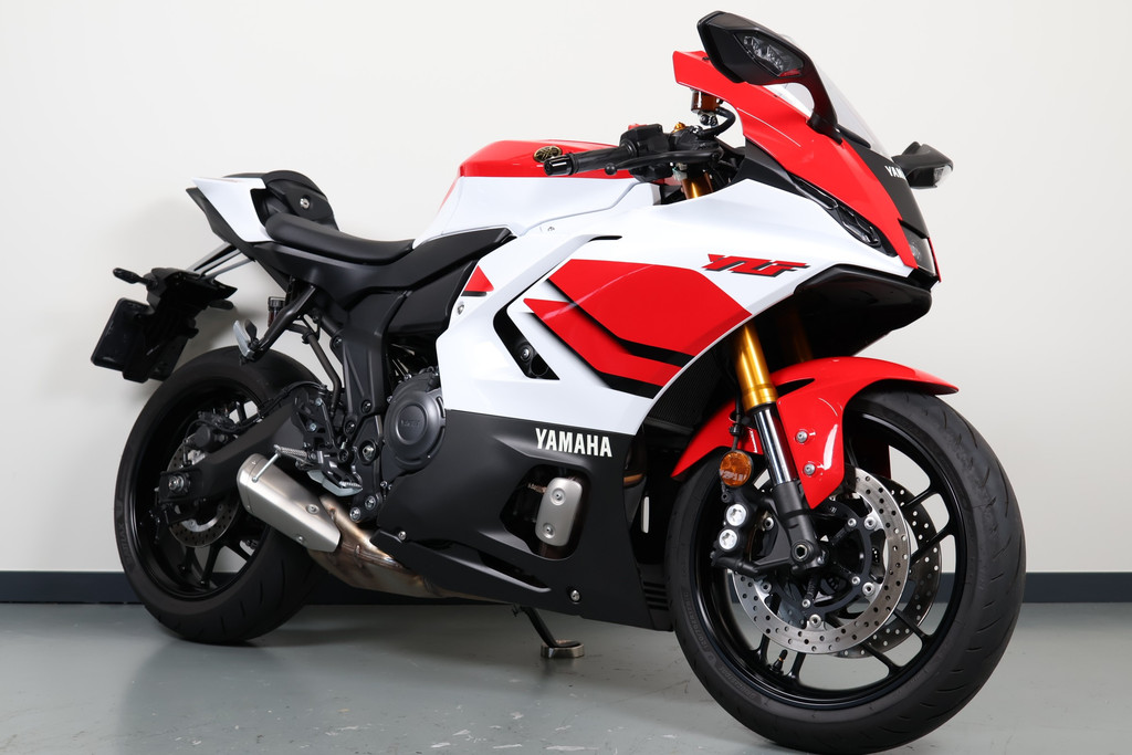 Yamaha R7 70th Anniversary Occasion | MotorCentrumWest